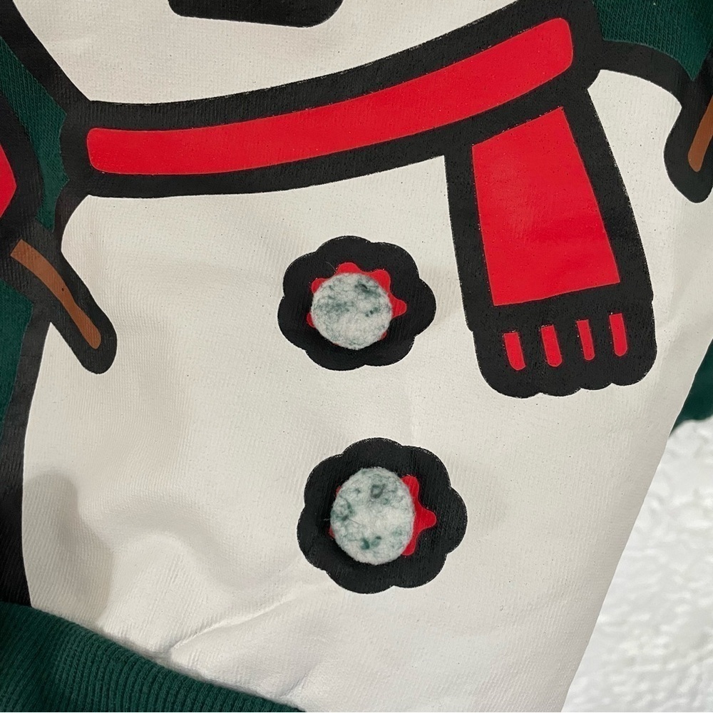 Hello Kitty Holiday Graphic Sweatshirt XXL - Picture 3 of 5